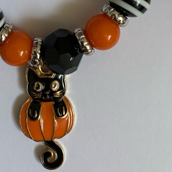 Halloween Beaded Stretchy Charm Bracelet - Picture 4 of 9